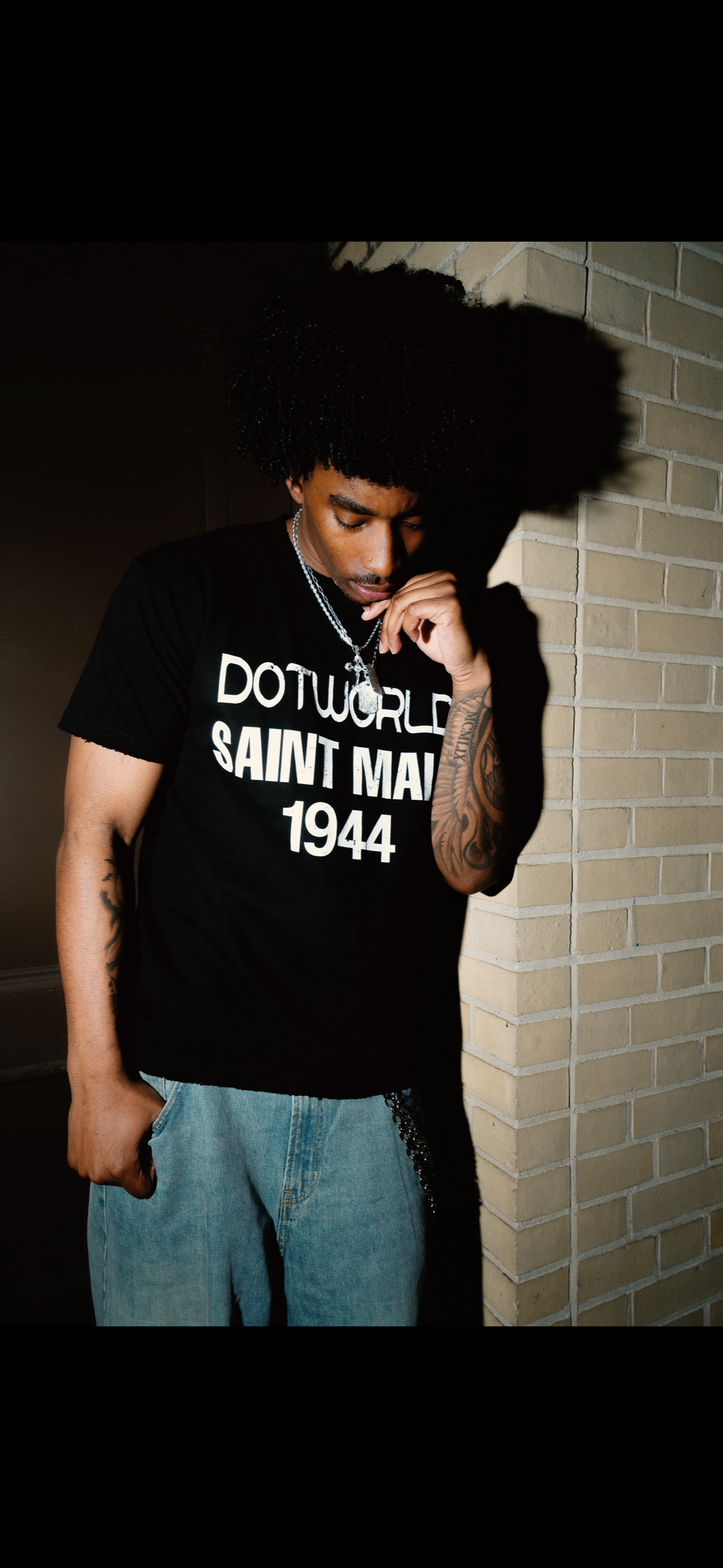 Saint Malo 1944 Black tee by Dotworld